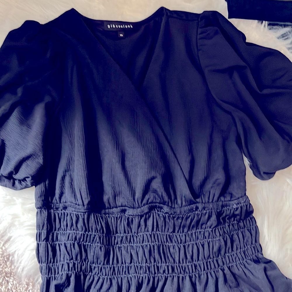 Navy crossbody with cinched waste top